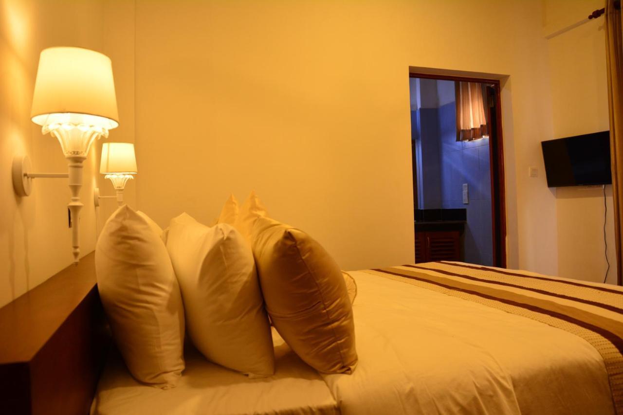 Gloria Grand Hotel Унаватуна Екстер'єр фото
